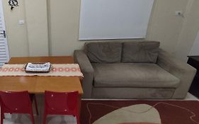 Estúdio Mobiliado em Poços